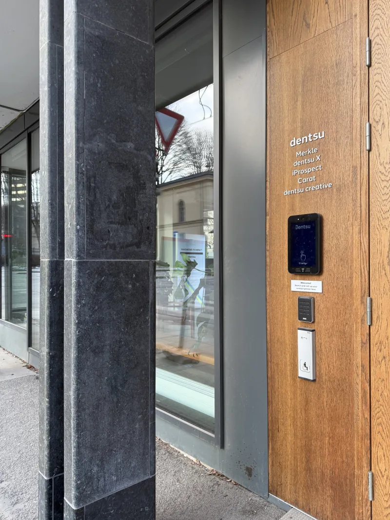 Defigo-equipped entrance in a Norwegian residential building